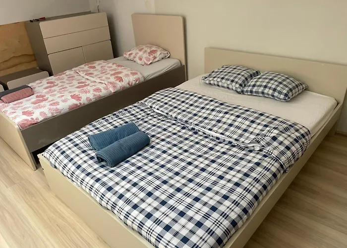 Miramar & Flats شقة