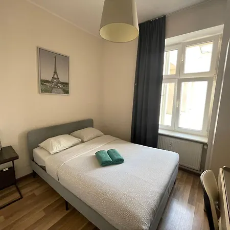 Апартаменты Miramar & Flats